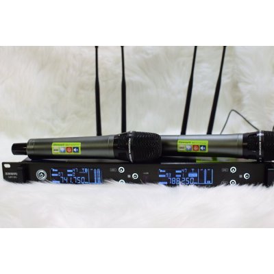 Micro Shure UR18D | Loại 1 | 4 Anten | Bắt Sóng Xa