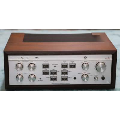 Amply Luxman L68A chữ ký