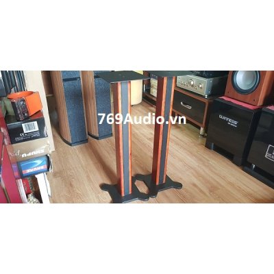 Kệ Loa ốp Ốp Gỗ Cao 80Cm