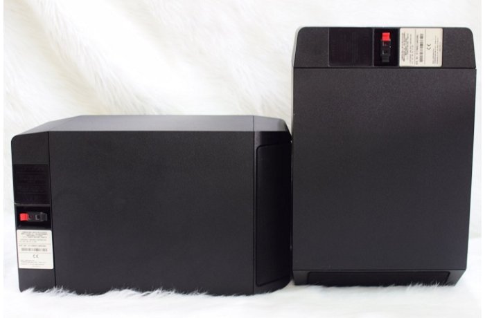 mặt sau có tem seri Loa Bose 301 Seri 4