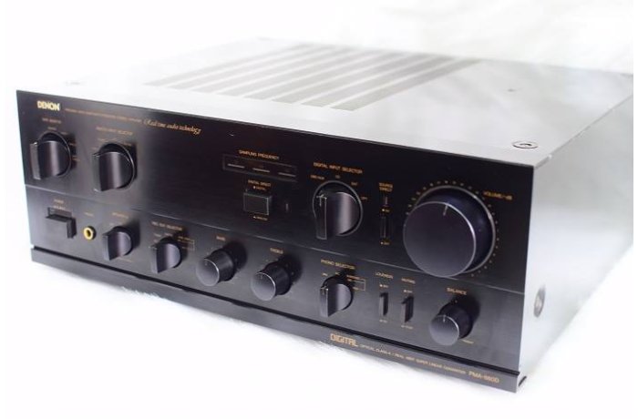 AMPLI DENON 880D
