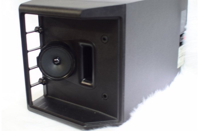 loa trép quá hay của bose 301