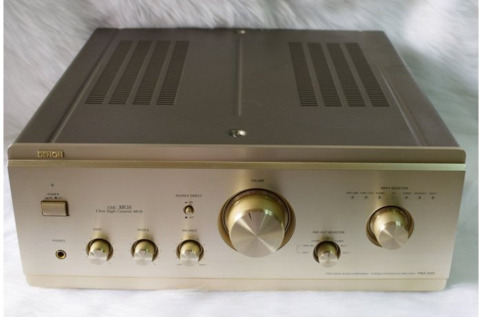 Ampli denon 2000