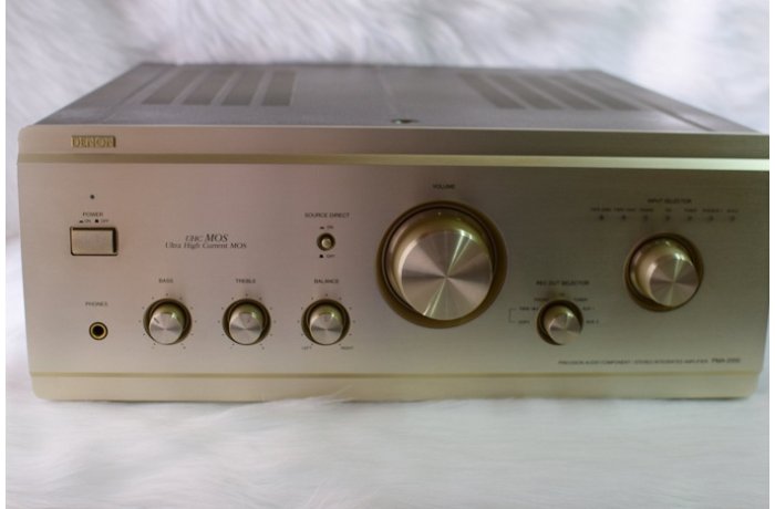 ampli denon 2000