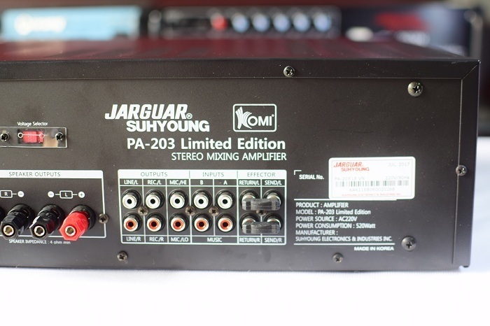 mặt sau amply karaoke 203 limited