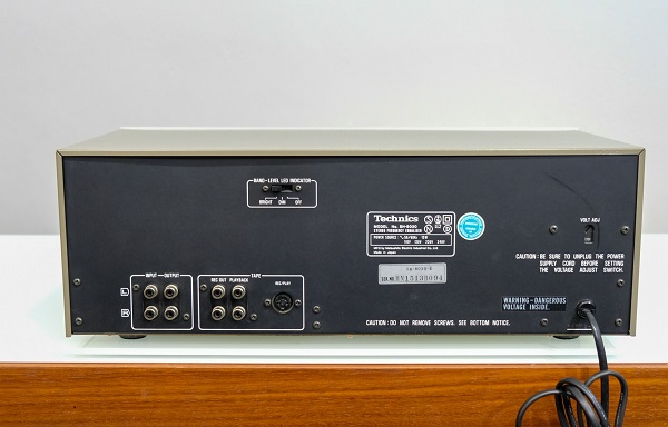 Đánh Giá Technics SH-8020