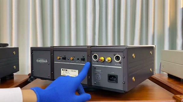 Đầu CD Teac VRDS 25XS Này Dành Cho Ai