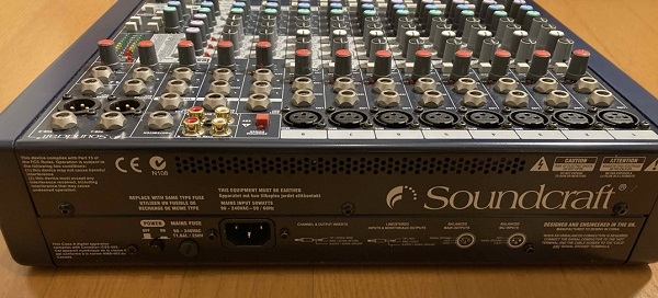 Độ Bền Mixer Soundcraft EFX12