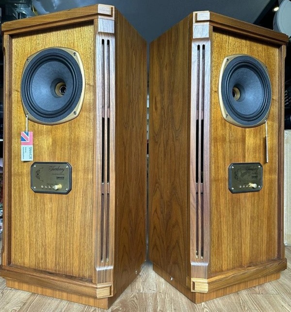 Chất Âm Loa Tannoy Turnberry HE 