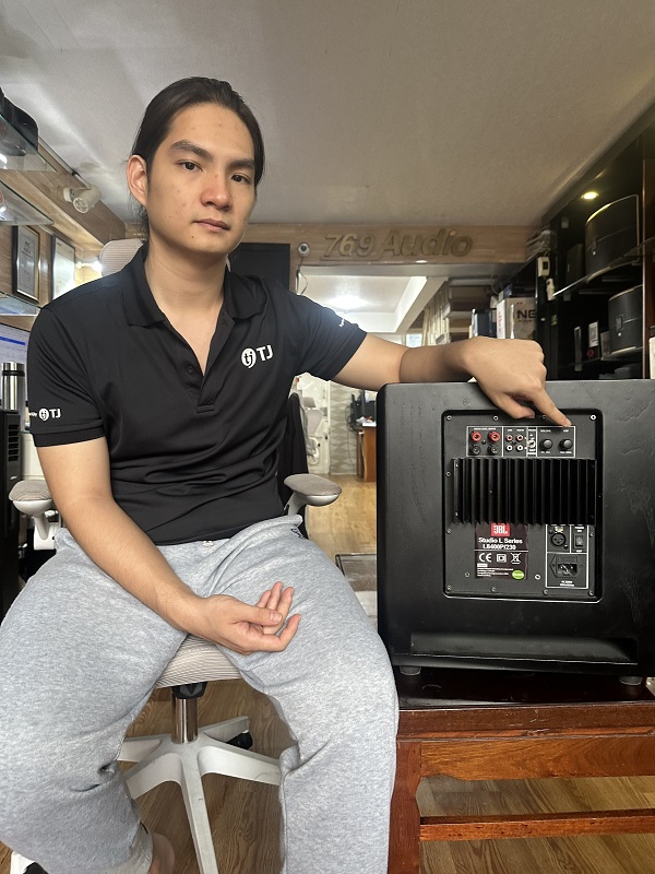 Loa Sub Bãi Chính Hiệu