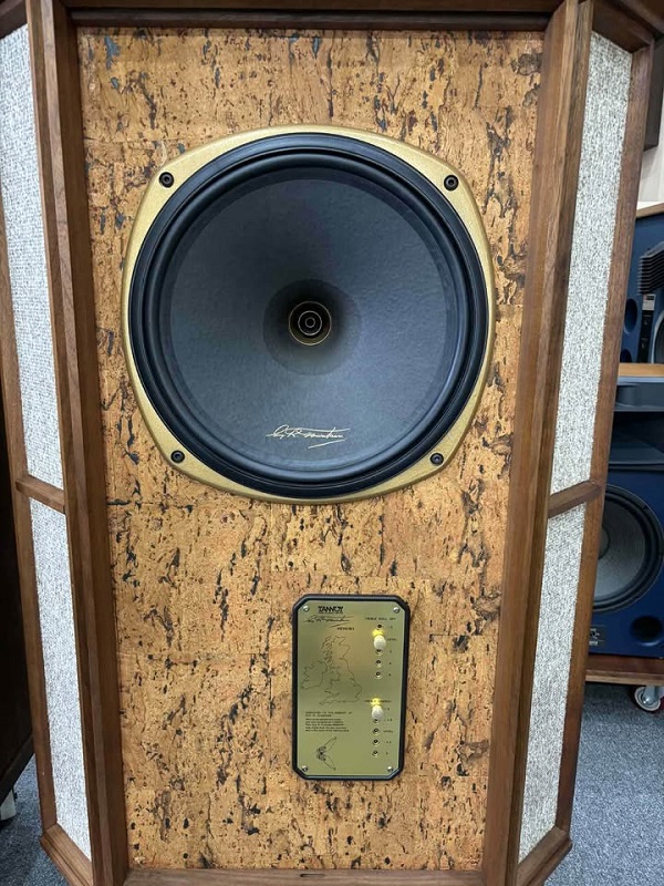 Tiếng Nói Của Người Dùng Loa Tannoy Memory TW