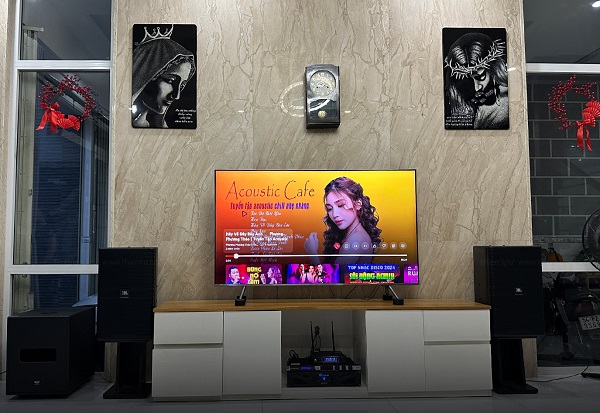 So Sánh Chi Tiết Chi Phí Đầu Tư Dàn Karaoke Gia Đình 