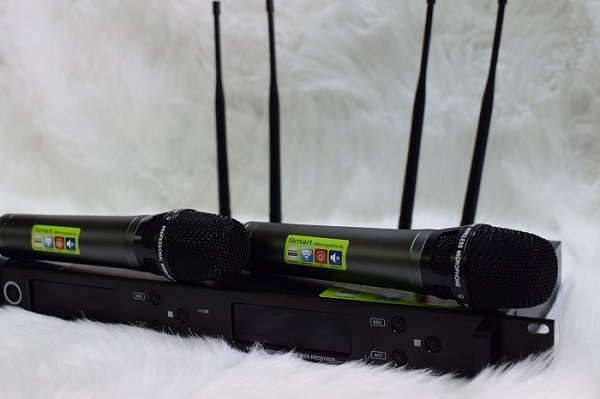 Các dòng micro Shure không dây phù hợp nhất cho hội trường và sân khấu lớn