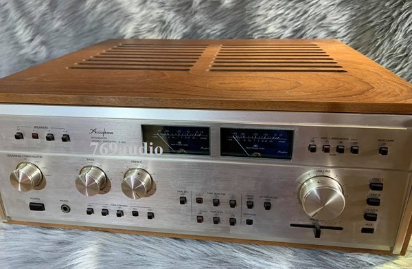 THÔNG TIN AMPLI ACCUPHASE E303 đẹp xuất sắc