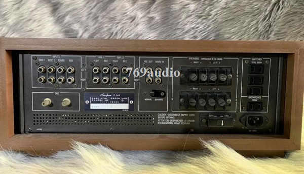  ampli Accuphase 303x  ghép với loa nào