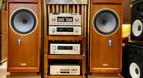 Tại Sao Đầu Tư Vào Loa Tannoy Glenair 15 Là Quyết Định Thông Minh