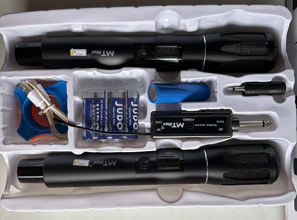 Chất Âm Micro Vision Two