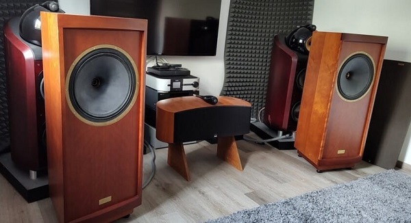 Khám Phá Thiết Kế Loa Tannoy Glenair 15 – Sự Kết Hợp Giữa Mỹ Học Và Công Năng