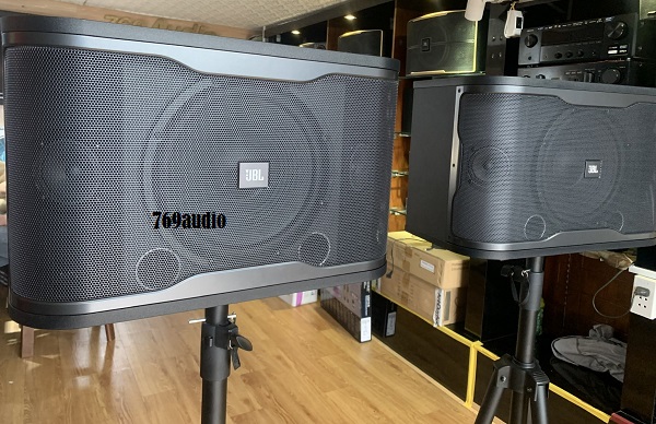 jbl rm 210
