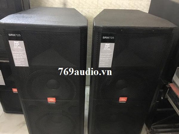 Đánh Giá Chi Tiết Loa JBL SRX 725
