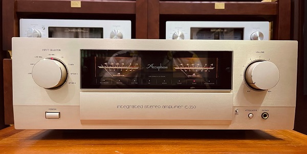 Ampli Accuphase E350: Sự Kết Hợp Hoàn Hảo Giữa Thiết Kế Sang Trọng Và Tính Năng Mạnh Mẽ