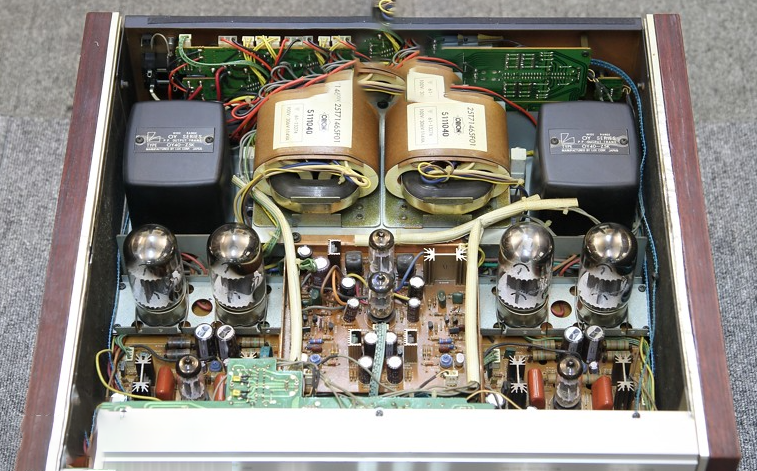 Thông tin Chi tiết Amply Đèn Luxman LX360 đẹp xuất sắc, hiếm