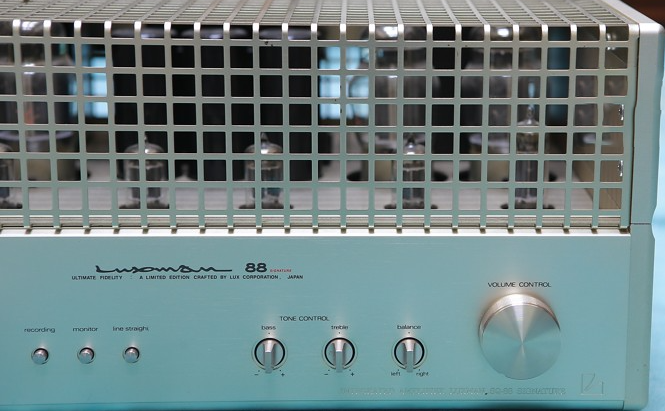 Ưu nhược điểm Amply Đèn Luxman SQ 88S Signature