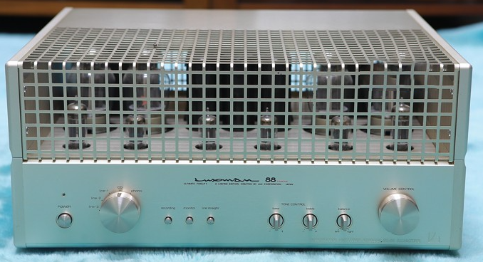 Amply Đèn Luxman SQ 88S Signature – Trải nghiệm âm nhạc tinh tế và thuần khiết