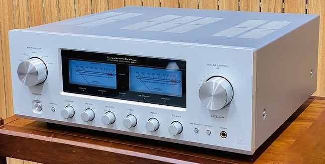 Trải nghiệm cốt lõi & Lợi ích chính Amply Luxman L-505UX Silver