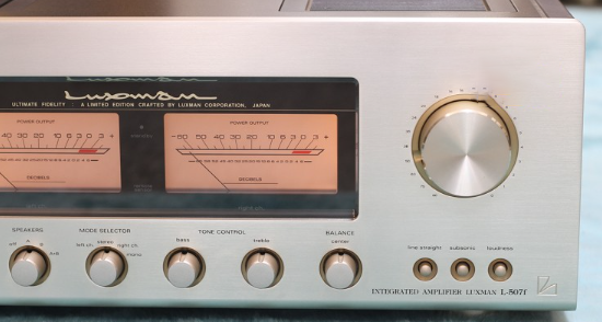 Ưu nhược điểm Amply Luxman L-507F đẹp full đồ zin