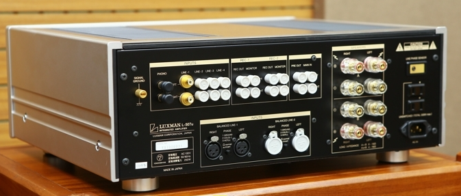 Hình ảnh khui hộp và đánh giá thực tế Amply Luxman L-550AX