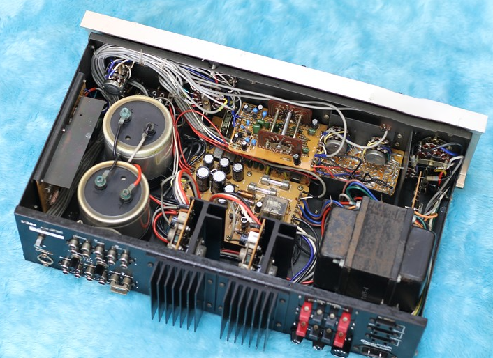 Hình ảnh khui hộp & Đánh giá thực tế Amply Luxman L308 Đẹp xuất sắc