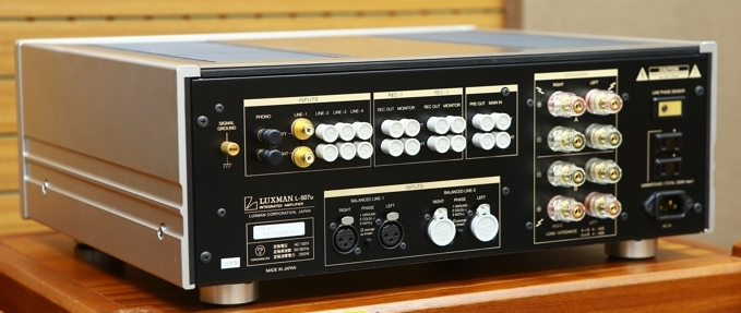 Thông tin chi tiết Amply Luxman L507U