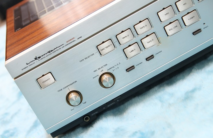 Ưu nhược điểm Amply Luxman L540 đẹp xuất sắc