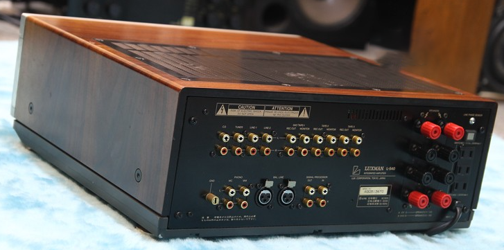 Hình ảnh khui hộp & Đánh giá thực tế Amply Luxman L540 đẹp xuất sắc