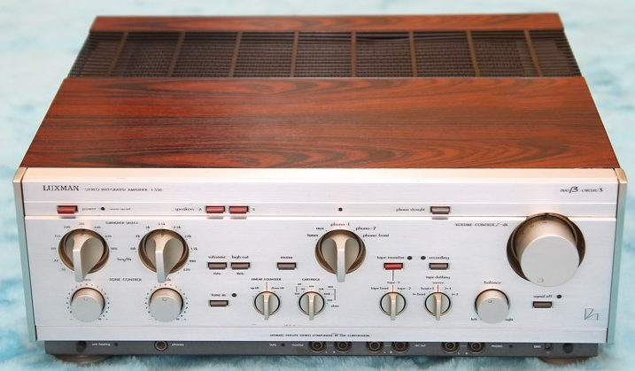 Amply Luxman L550 Đẹp xuất sắc – Âm thanh Hi-End chi tiết