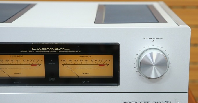 Hình ảnh khui hộp & Đánh giá thực tế Amply Luxman L590A hàng Demo đẹp xuất sắc