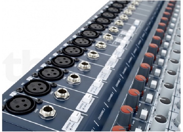 Hiệu suất của Mixer Soundcraft Signature 22
