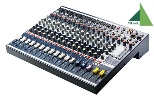 mixer soundcraft efx12