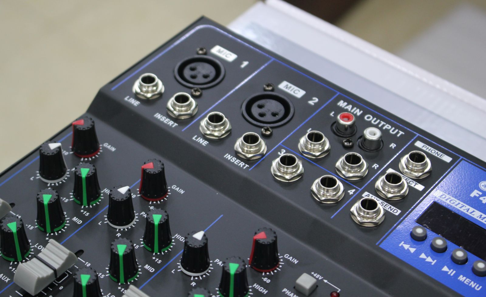 mixer ban f4 yamaha