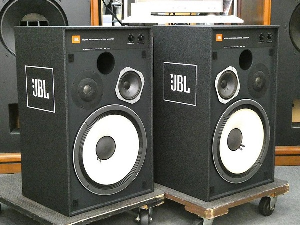 Giá Thành Của Loa JBL 4312B MKII