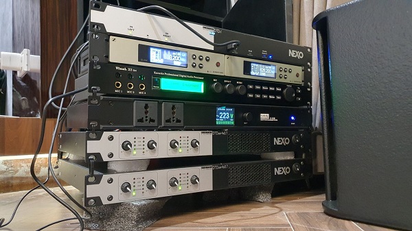 Hướng Dẫn Đọc Và Hiểu Thông Số Công Suất Amply Karaoke Với Loa Karaoke