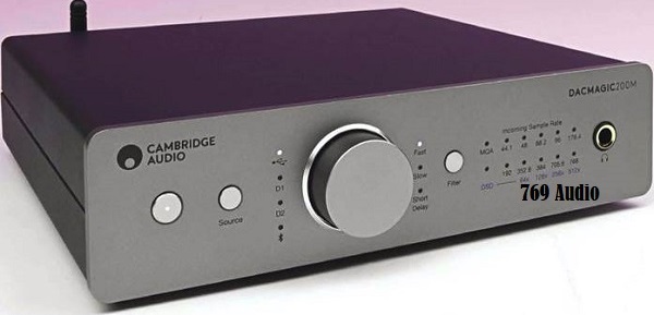 Trong DAC, cấu trúc chip đơn (single-chip DAC) và cấu trúc module rời (discrete DAC) khác nhau như thế nào về chất lượng âm thanh?