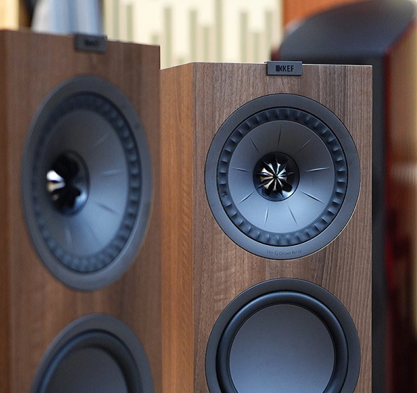 Giá Của KEF Q950