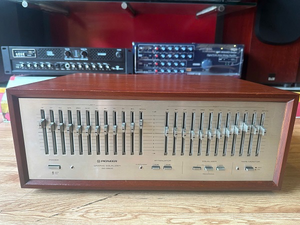 Pioneer SG 9800