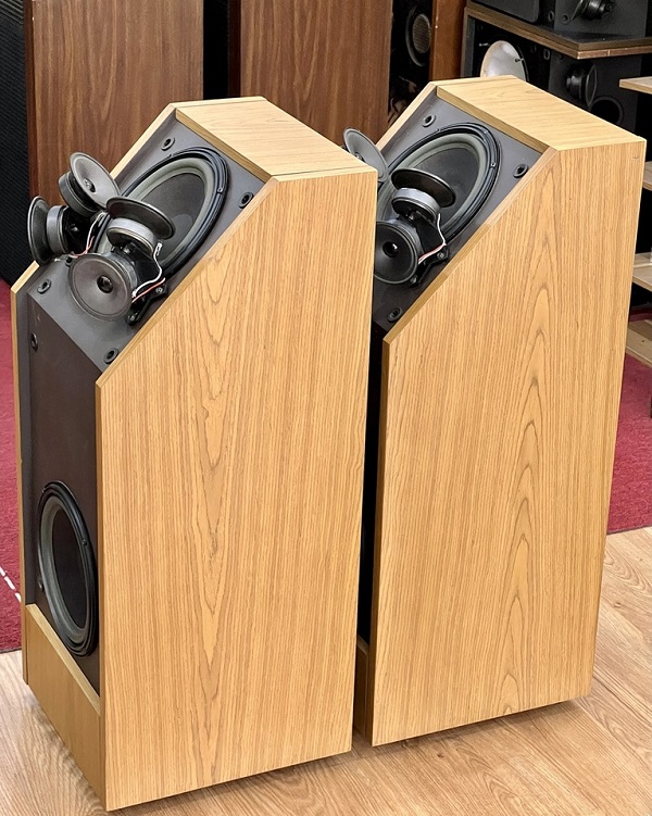 Bose – Đẳng Cấp Âm Thanh Tinh Tế