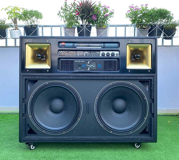 Thông số kỹ thuật Loa điện J7900