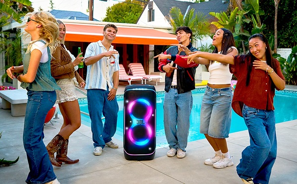 Loa bluetooth JBL PartyBox 720