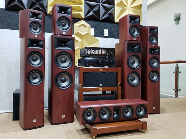 Top 5 Loa Cột Được Phân Tích Các Yếu Tố Công Nghệ