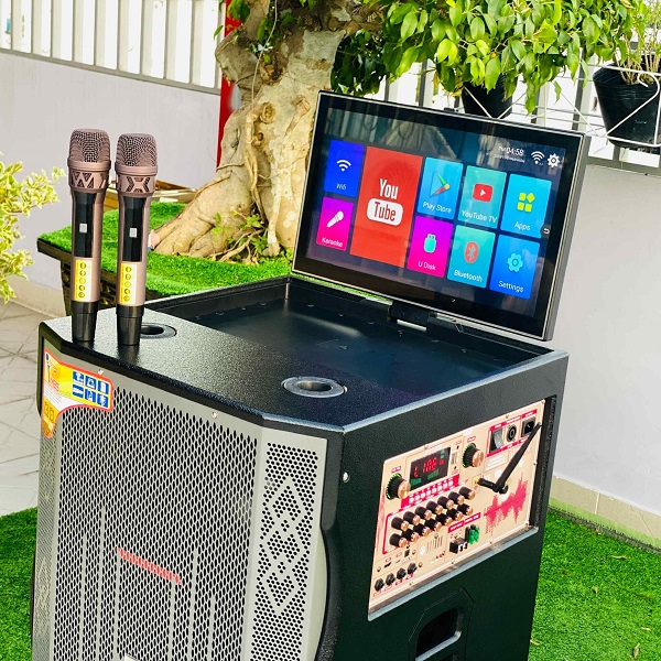 Loa kéo karaoke có hỗ trợ sạc ngoài bằng bình ắc quy không?